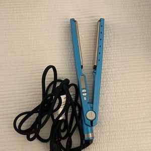 BaBylissPro straightener